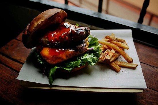 Roots Grill & Drinks